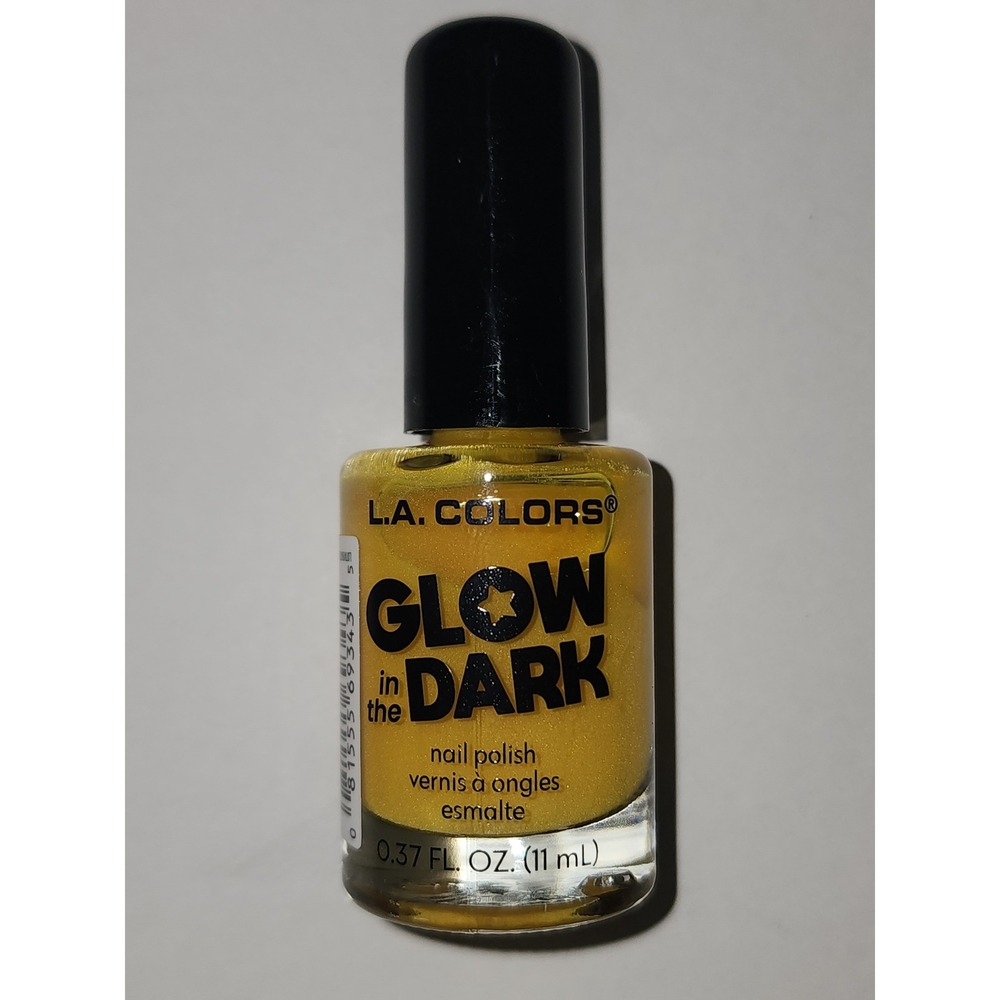 L.A. COLORS Glow in the Dark Nail Polish Yellow 0.37 fl oz 11ml CNP534